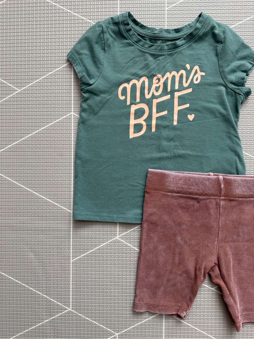 Cotton on|Baby girl/toddler set-“Mom's BFF" Tee w Dusty Rose ribbed biker Shorts